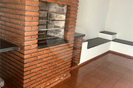Casa à venda com 3 quartos, sendo 1 suíte,  em Chácara São João, São Carlos, SP