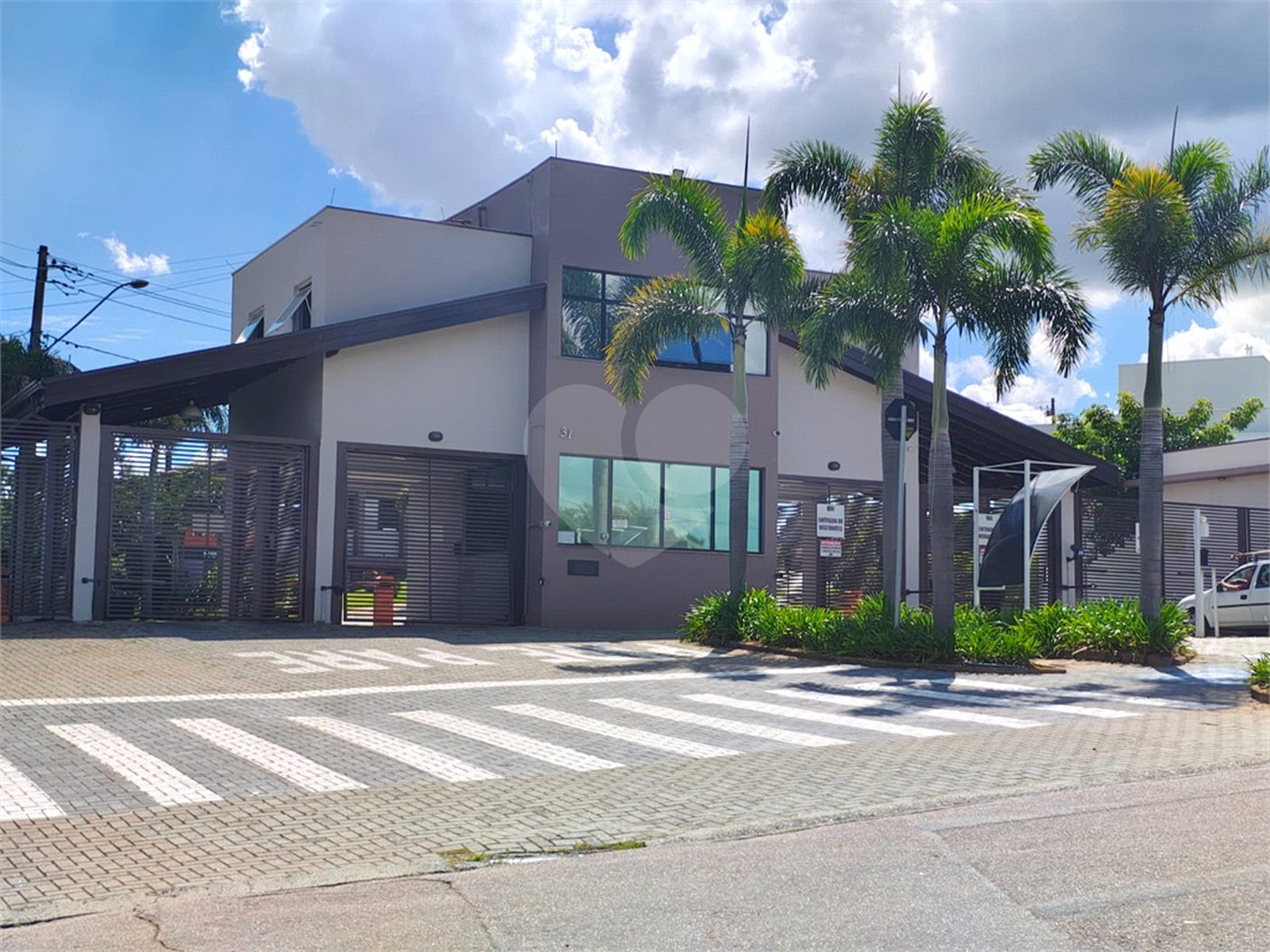 Casa à venda com 5 quartos, sendo 2 suítes, no condomínio Terras de Jundiaí, Jundiaí - SP