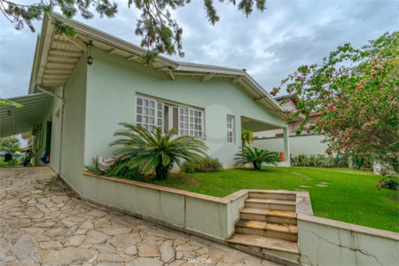 Casa à venda com 4 suítes no condomínio Vinhas da Vista Alegre - Lado Sede, Vinhedo - SP