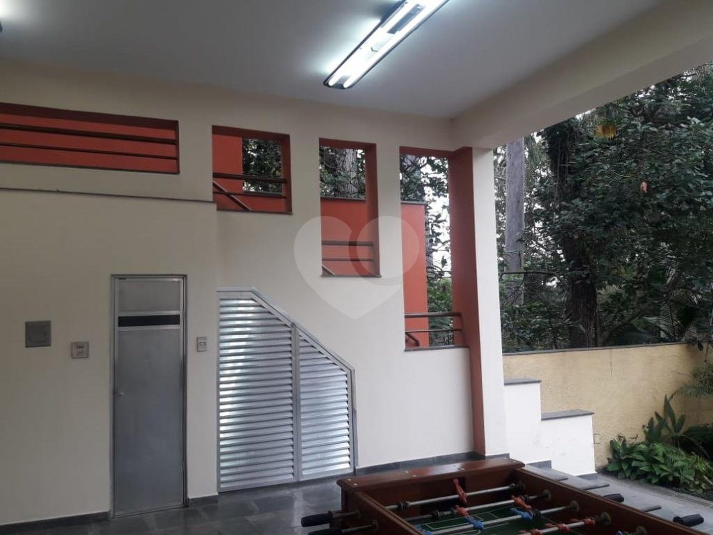 Sobrado à venda com 6 quartos, sendo 2 suítes, em Horto Florestal, São Paulo, SP