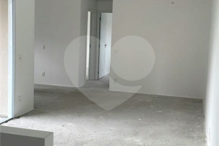 Apartamento à venda com 3 quartos, sendo 1 suíte,  em Vila Suzana, São Paulo, SP