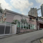 Casa à venda com 3 quartos, sendo 2 suítes, no condomínio Mário Araújo, São Paulo - SP