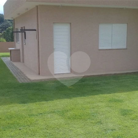 Casa à venda com 3 quartos, sendo 1 suíte,  em Loteamento Jardim Solares, Atibaia, SP