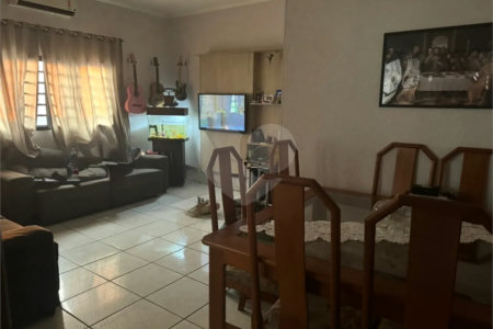 Casa à venda com 3 quartos, sendo 1 suíte,  em Parque Residencial Cândido Portinari, Ribeirão Preto, SP