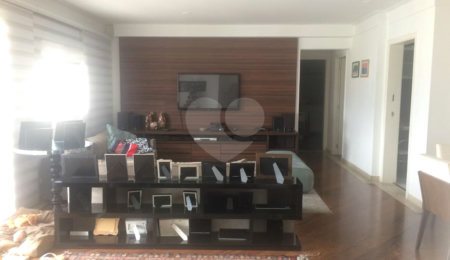 Apartamento à venda com 3 quartos, sendo 1 suíte, em Perdizes, São Paulo, SP