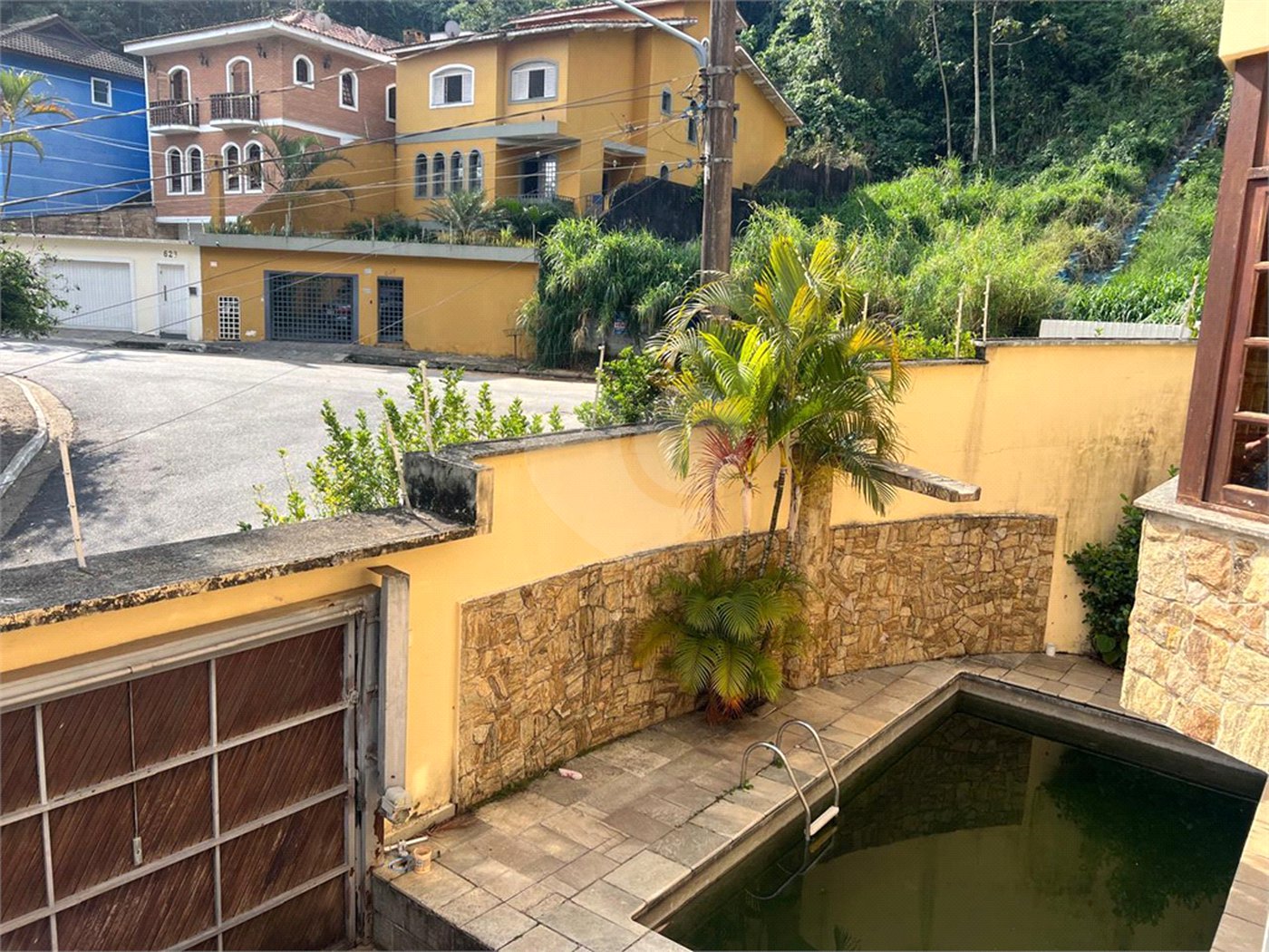 Sobrado à venda com 4 suítes em Tremembé, São Paulo, SP