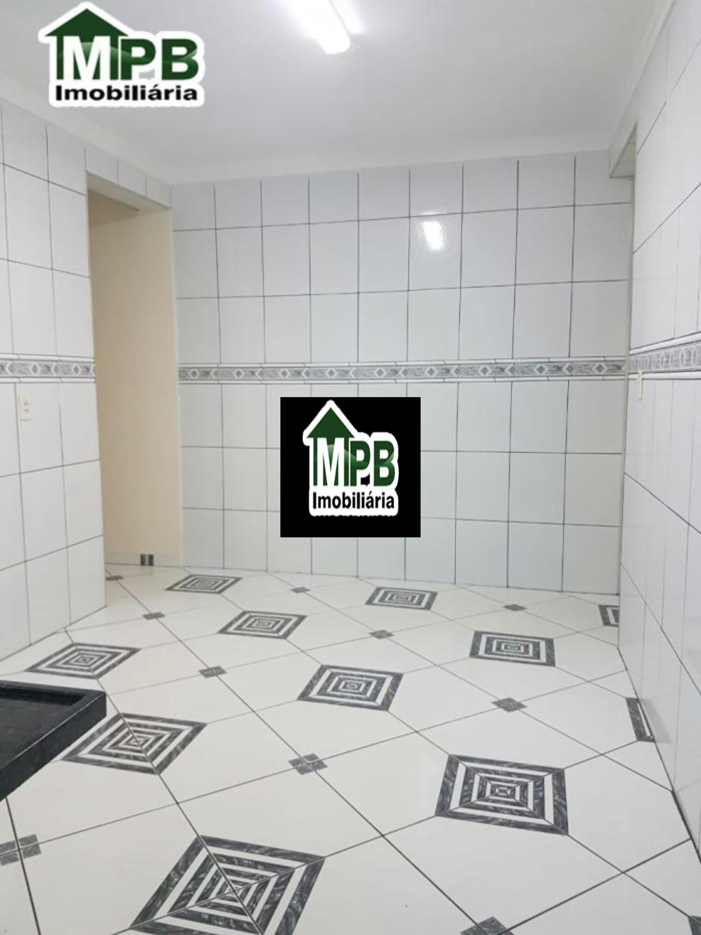 Sobrado à venda com 2 quartos, sendo 1 suíte, em Jardim Santa Luiza, Sorocaba, SP