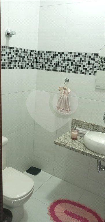 Chácara à venda com 3 quartos, sendo 2 suítes,  em Monterrey, Louveira, SP