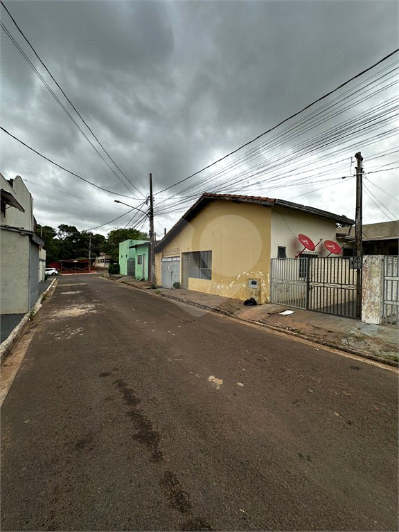 Casa à venda com 10 quartos no Centro, Ponta Porã, MS
