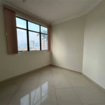 Sala Comercial à Venda no Gonzaga – Avenida Ana Costa – Santos/Sp
