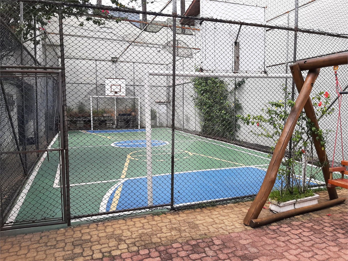 Casa à venda com 3 quartos, sendo 1 suíte, no condomínio Cantareira Park, São Paulo - SP