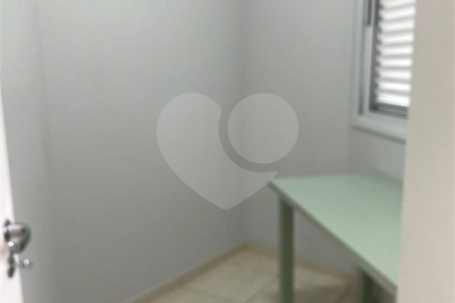 Apartamento à venda com 3 suítes em Campo Belo, São Paulo, SP