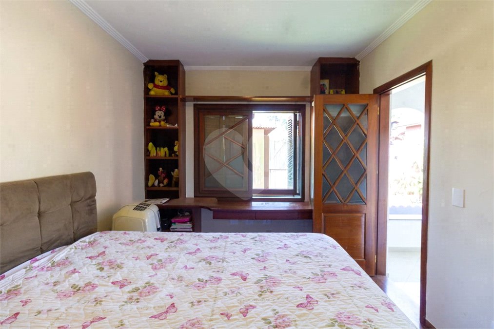 Casa à venda com 3 suítes no condomínio Da Serra, São Paulo - SP