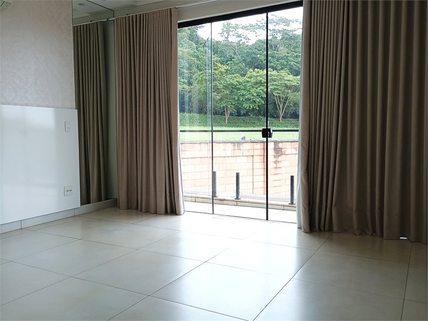 Sobrado à venda com 4 quartos, sendo 1 suíte, em Reserva San Gabriel, Ribeirão Preto, SP