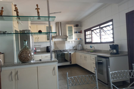 Casa à venda com 3 suítes em Parque Monte Alegre, Taboão da Serra, SP