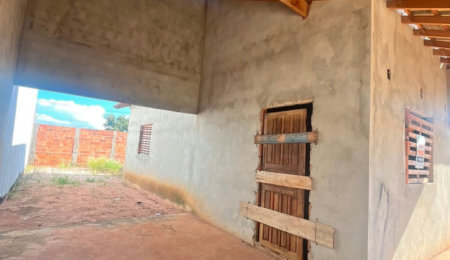 Casa à venda com 2 quartos em Real Park, Três Lagoas, MS