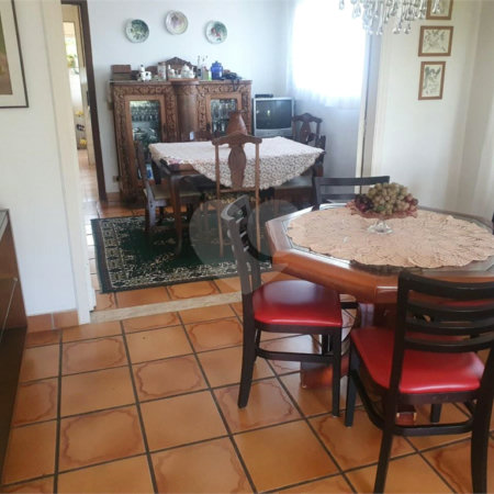 Casa à venda com 4 quartos, sendo 1 suíte, em Rolinópolis, São Paulo, SP