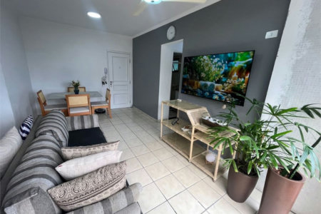 Apartamento com 2 dormitórios à venda, 64 m² por R$ 360.000,00 - Jardim Praiano - Guarujá/SP