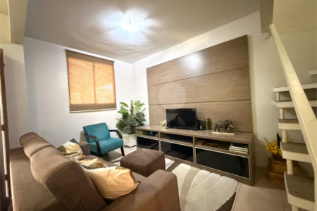 Casa à venda com 3 quartos, sendo 1 suíte, no condomínio Village Sarriá, Sorocaba - SP