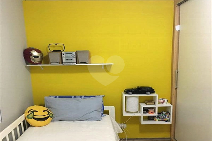 Casa à venda com 3 quartos, sendo 1 suíte, no condomínio 658, São Paulo - SP