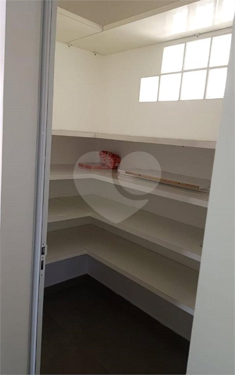 Casa à venda ou para alugar com 4 suítes no condomínio Quebec Ville Residencial, São Roque - SP