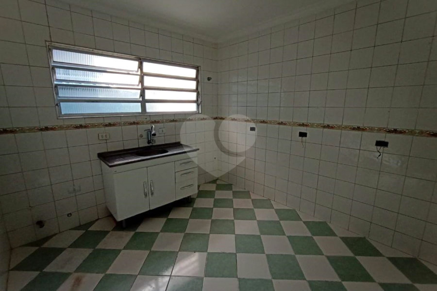 Casa à venda com 3 quartos, sendo 1 suíte, em Saúde, São Paulo, SP