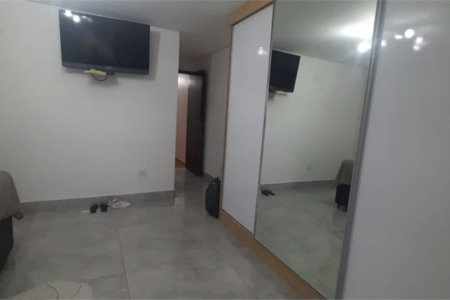 Sobrado à venda com 3 quartos, sendo 1 suíte, em Jardim Sarah, São Paulo, SP