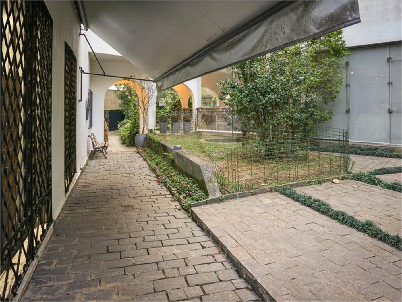 Casa à venda com 4 suítes em Fazenda Morumbi, São Paulo, SP