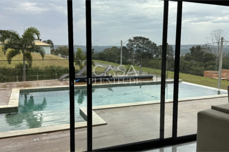 Casa em condomínio à venda ou para alugar com 5 quartos, sendo 3 suítes, no Centro, Piedade, SP