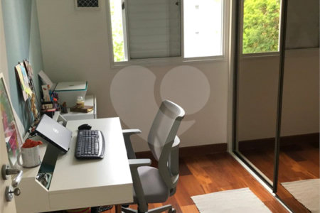 Apartamento à venda com 3 quartos, sendo 1 suíte,  em Lar São Paulo, São Paulo, SP