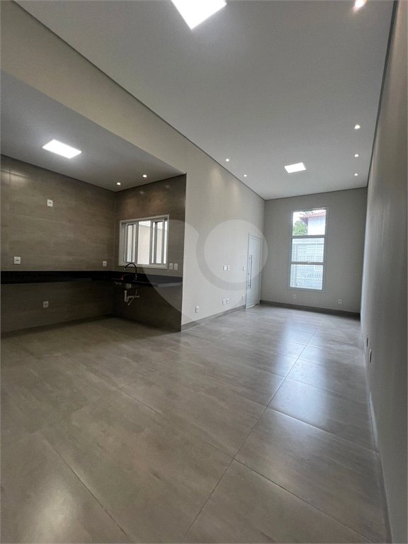 Casa Térrea à venda com 3 quartos, sendo 1 suíte, em Coophema, Cuiabá, MT
