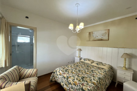 Casa à venda com 5 quartos, sendo 3 suítes,  no condomínio Village Saint Charbel, Araçoiaba da Serra - SP