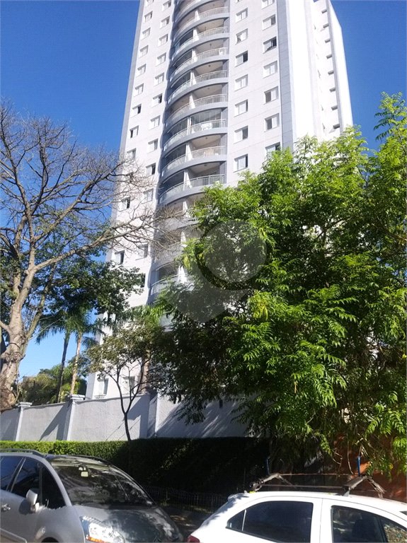 Apartamento à venda com 2 quartos, sendo 1 suíte,  em Vila Vermelha, São Paulo, SP