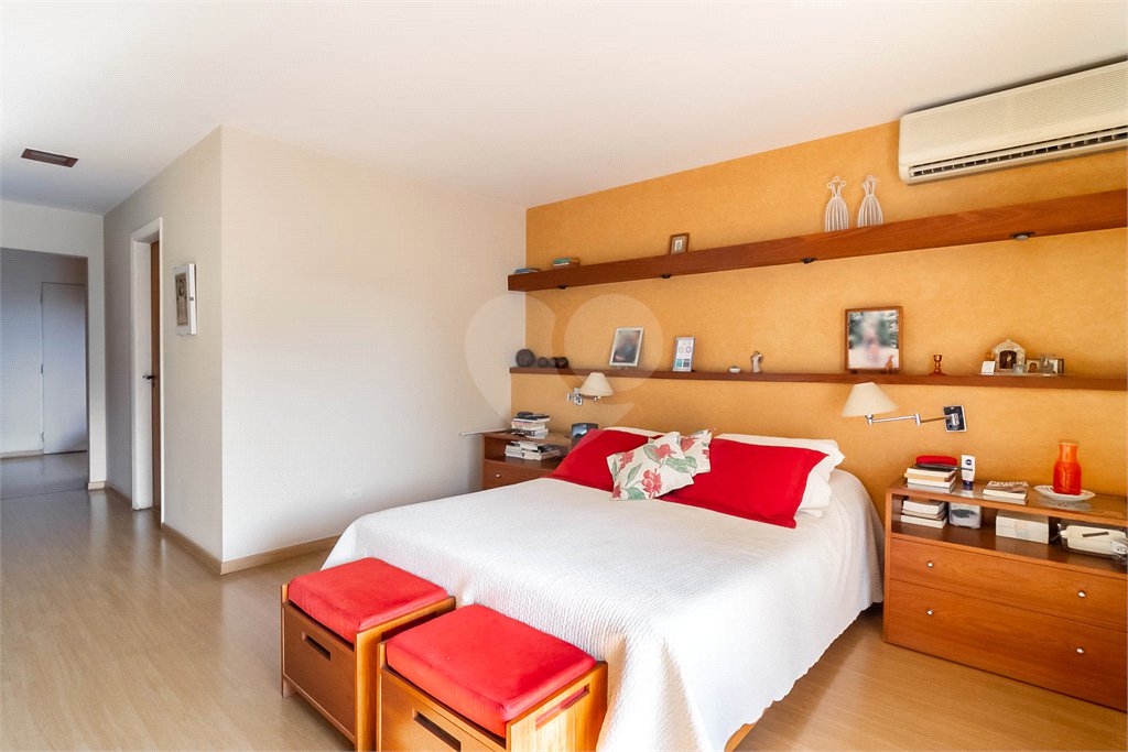 Casa à venda com 4 suítes em Vila Madalena, São Paulo, SP