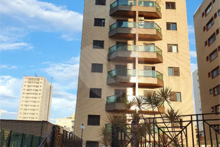 Apartamento à venda com 3 quartos, sendo 1 suíte, em Vila Paulicéia, São Paulo, SP