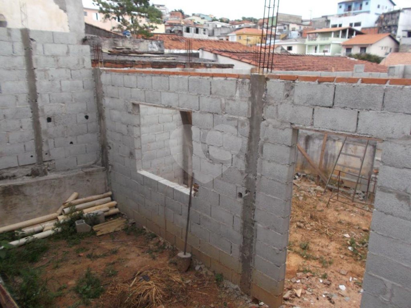 Casa Térrea à venda com 1 quarto em Tremembé, São Paulo, SP