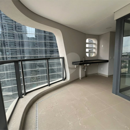 Apartamento à venda com 3 quartos, sendo 1 suíte, em Chácara Santo Antônio, São Paulo, SP