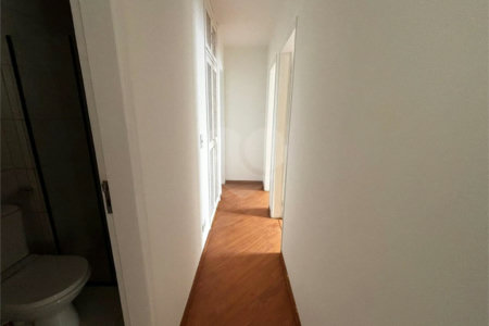 Apartamento à venda com 3 quartos em Caxingui, São Paulo, SP