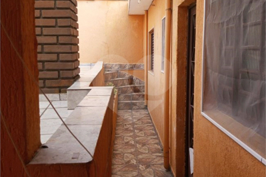 Sobrado à venda com 3 quartos em Vila Santa Maria, São Paulo, SP