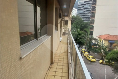 Apartamento à venda com 2 quartos, sendo 1 suíte, em Lagoa, Rio de Janeiro, RJ