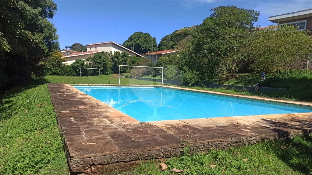 Casa à venda com 4 quartos, sendo 1 suíte, em Vila Santista, Atibaia, SP