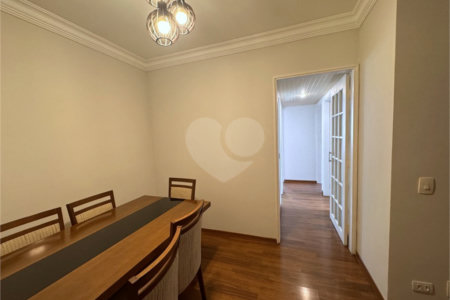 Apartamento Moema – 3 Dormitórios - Ar Condicionado - 80 mts², 2 Vagas