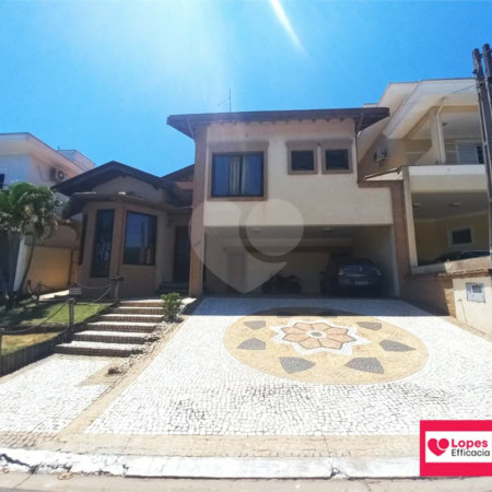 Linda casa com piscina localizada no melhor condomínio de Hortolândia - Green Park.