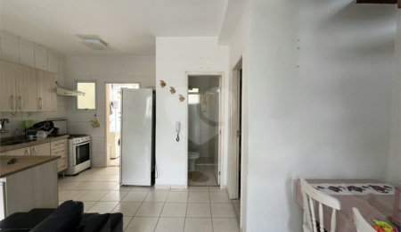 Villagio à venda com 3 quartos, sendo 1 suíte,  no Centro, Bertioga, SP