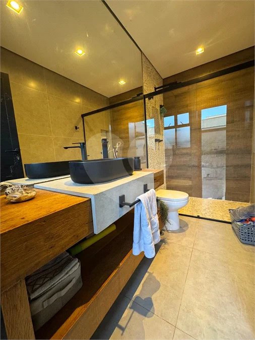 Casa à venda com 3 quartos, sendo 1 suíte,  no condomínio Parque Residencial Damha 2, Piracicaba - SP