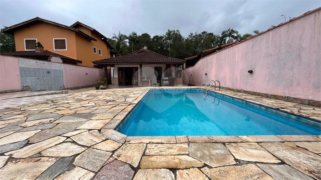 Casa à venda com 3 quartos, sendo 1 suíte,  em Morada da Praia, Bertioga, SP