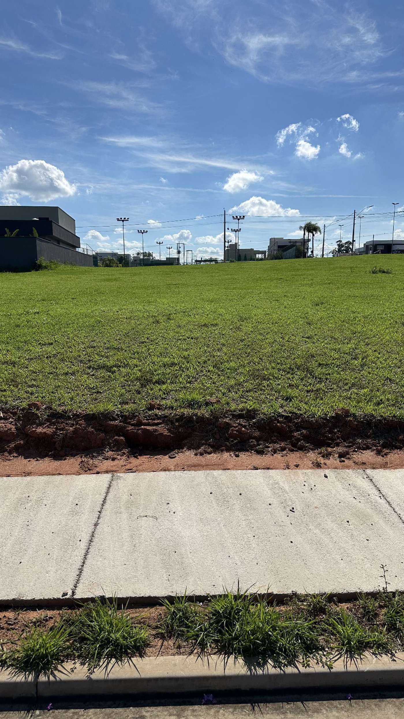 Terreno à venda no condomínio Damha IV, Presidente Prudente - SP