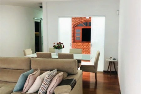 Casa Térrea à venda com 3 quartos, sendo 1 suíte, em Jardim Londrina, São Paulo, SP