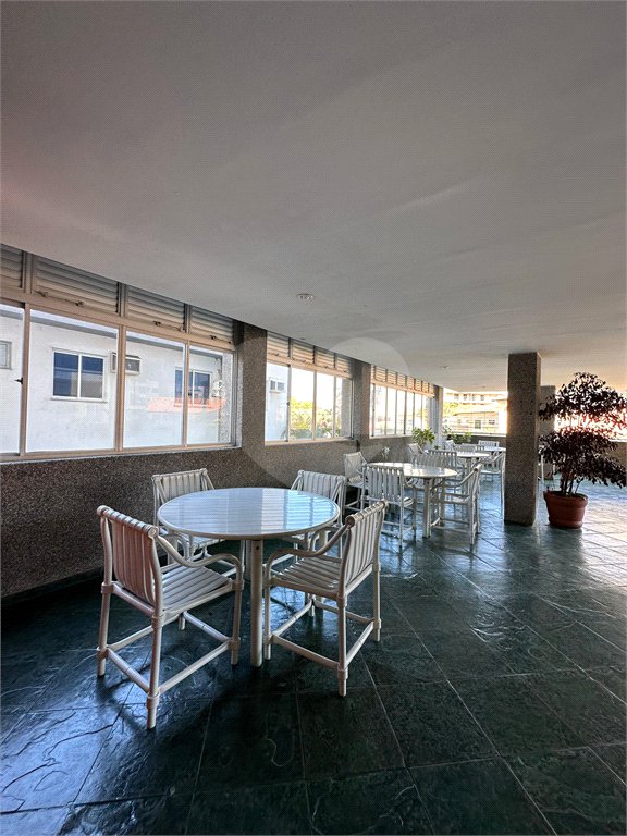 Cobertura à venda com 4 quartos, sendo 2 suítes,  em Braga, Cabo Frio, RJ