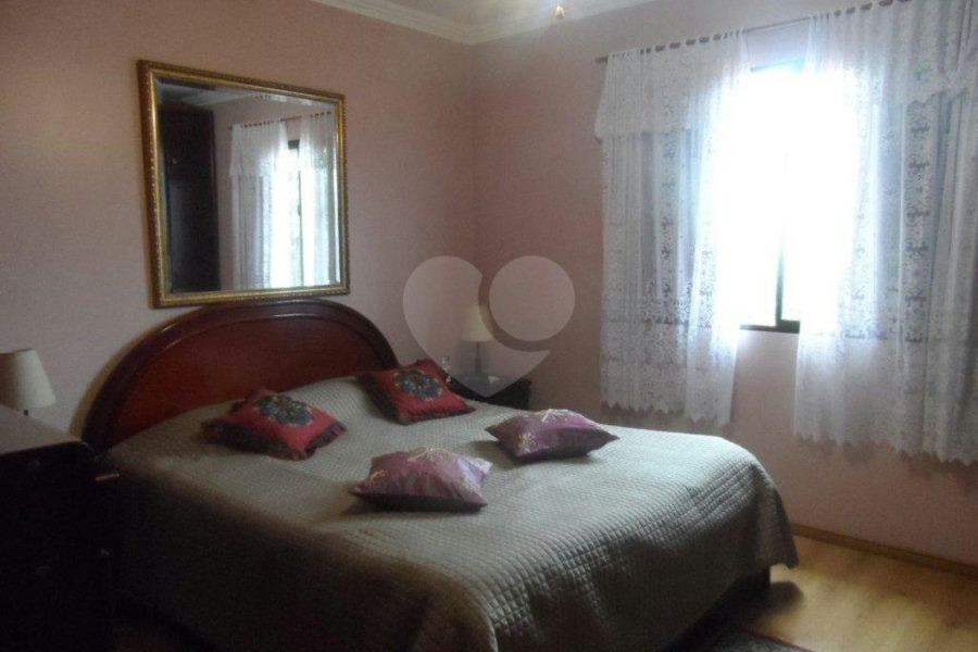 Sobrado à venda com 3 quartos, sendo 1 suíte, em Jardim Virginia Bianca, São Paulo, SP